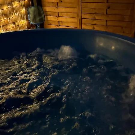 Maly Bialy Wadowice Jacuzzi Sauna Gorzen Blisko Wadowic *